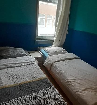 Charlotte, Not For Parties, Not A Hotel, Room With Shared Bathroom, No Kitchen Amsterdam Luaran gambar