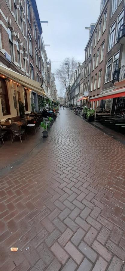 Charlotte, Not For Parties, Not A Hotel, Room With Shared Bathroom, No Kitchen Amsterdam Luaran gambar
