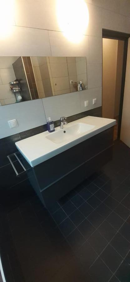 Charlotte, Not For Parties, Not A Hotel, Room With Shared Bathroom, No Kitchen Amsterdam Luaran gambar