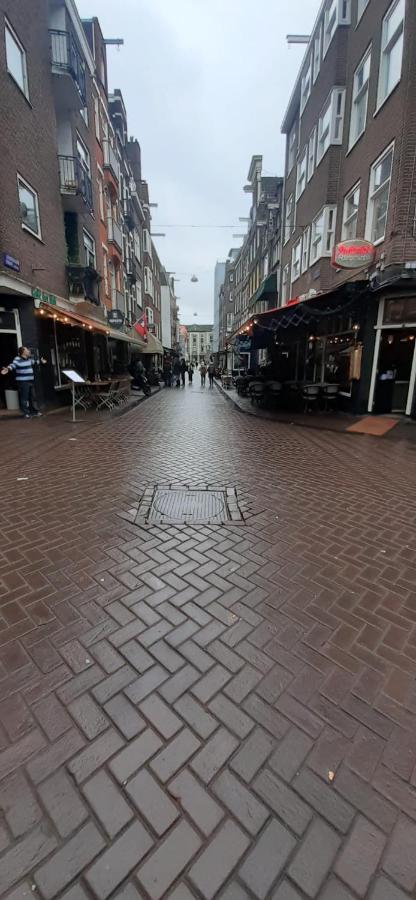 Charlotte, Not For Parties, Not A Hotel, Room With Shared Bathroom, No Kitchen Amsterdam Luaran gambar